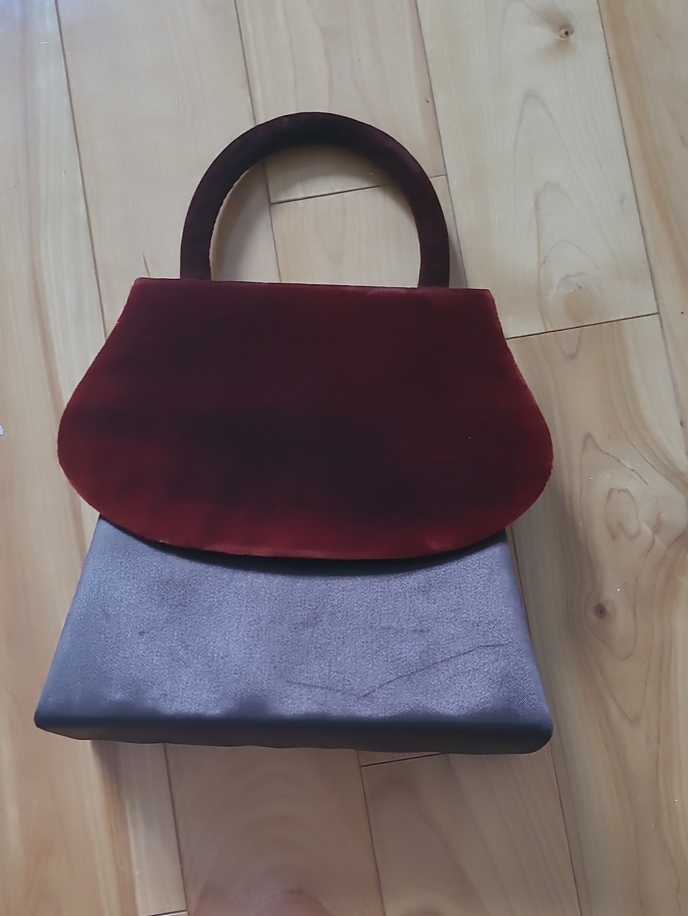 Elegant Two-Tone Velvet Top-Handle Bag in Burgundy and Dark Gray